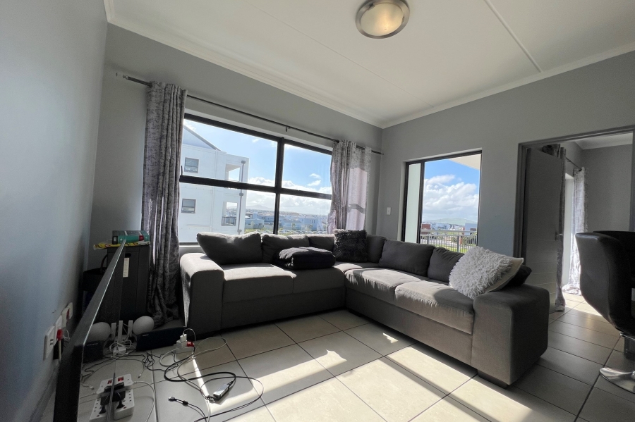 1 Bedroom Property for Sale in Sandown Western Cape